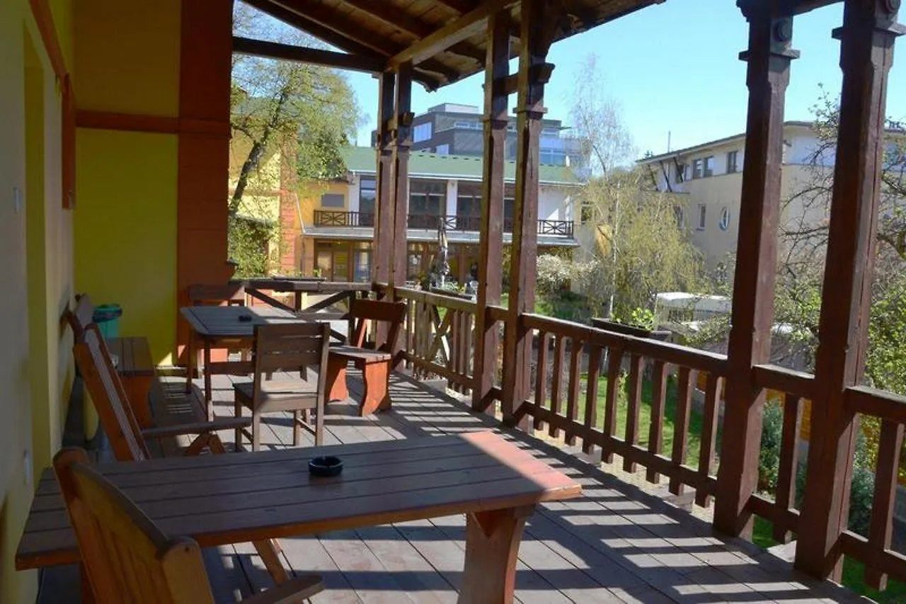 Alpin Avion Hotel Praag 3*,